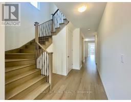 64 Gemini Drive, Barrie, ON L9J0P8 Photo 16
