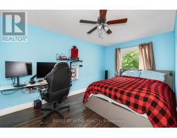 Bedroom 4 - 17 Clover Avenue, Barrie, ON L4N3M7 Photo 8