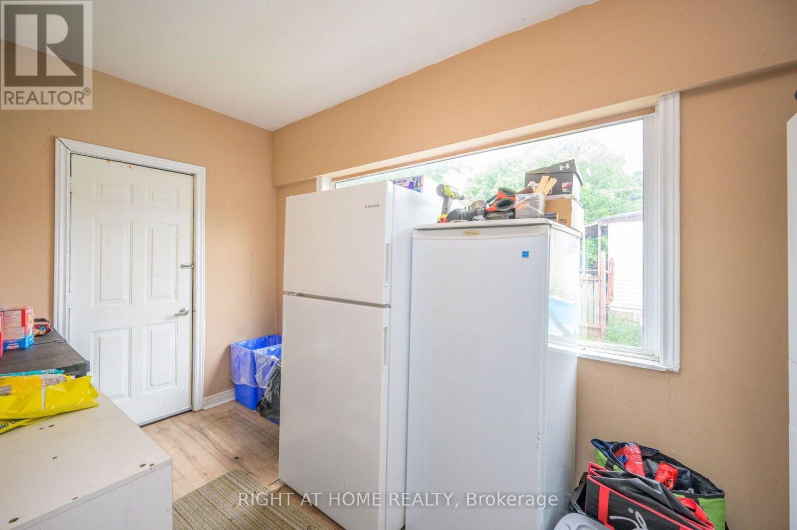 372 BEACH ROAD - 13