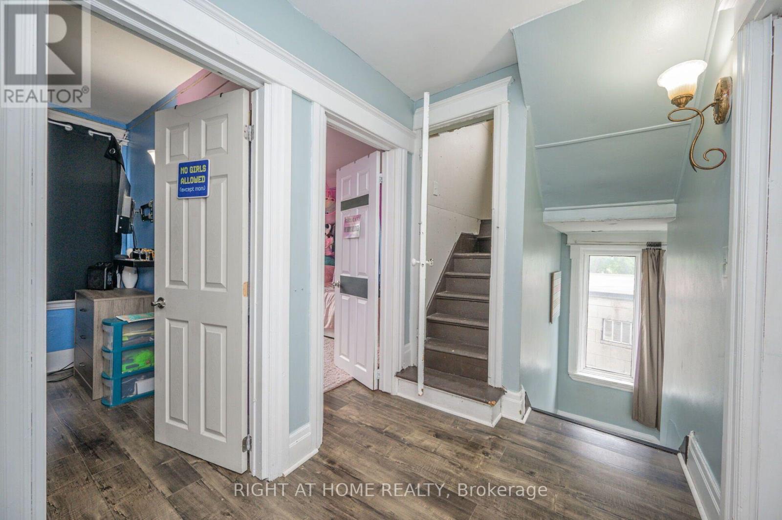 372 BEACH ROAD - 17