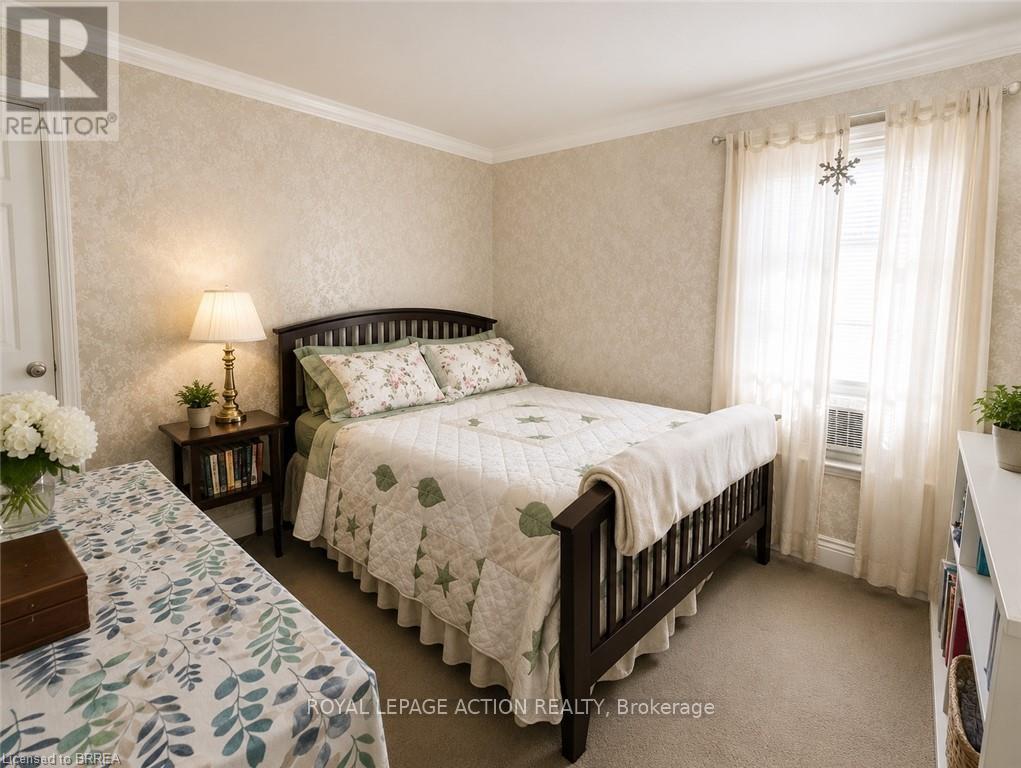 49 PALMERSTON AVENUE - 13