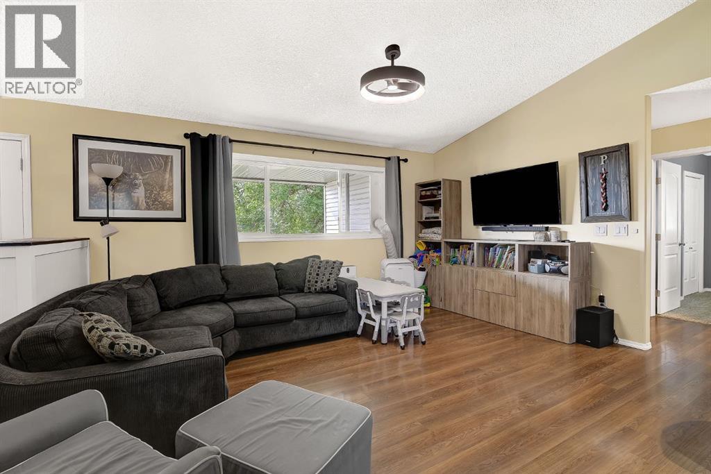 9708 77 Avenue - Image 4