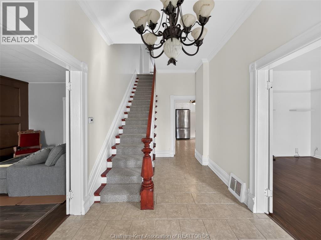 598 Park AVENUE, Chatham — photo 2