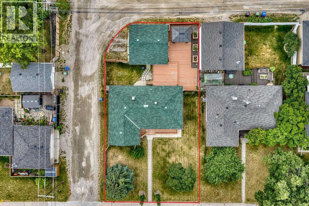 4511 41 Avenue SW - Image 36