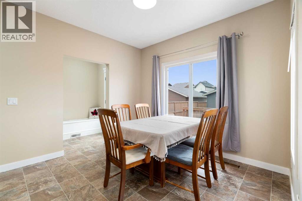 2449 Ravenswood View SE - 12