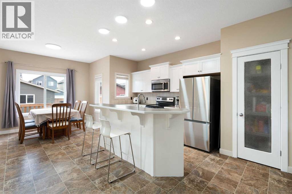 2449 Ravenswood View SE - 13