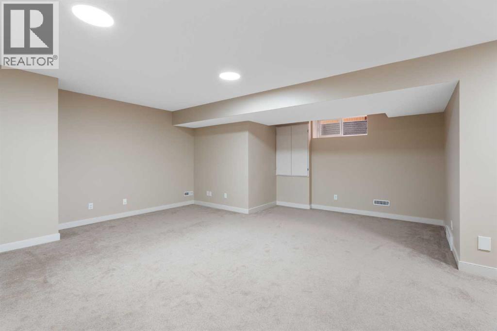 2449 Ravenswood View SE - 30
