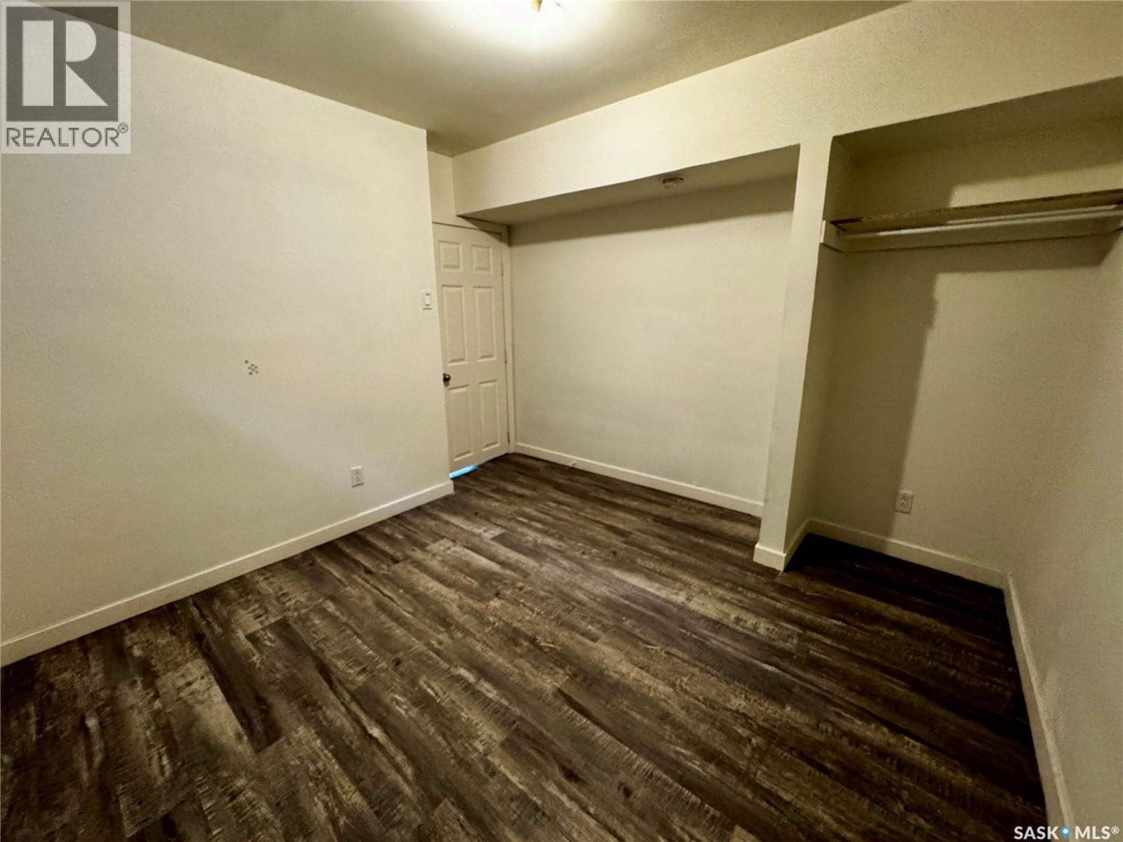 807 Weldon AVENUE - 23