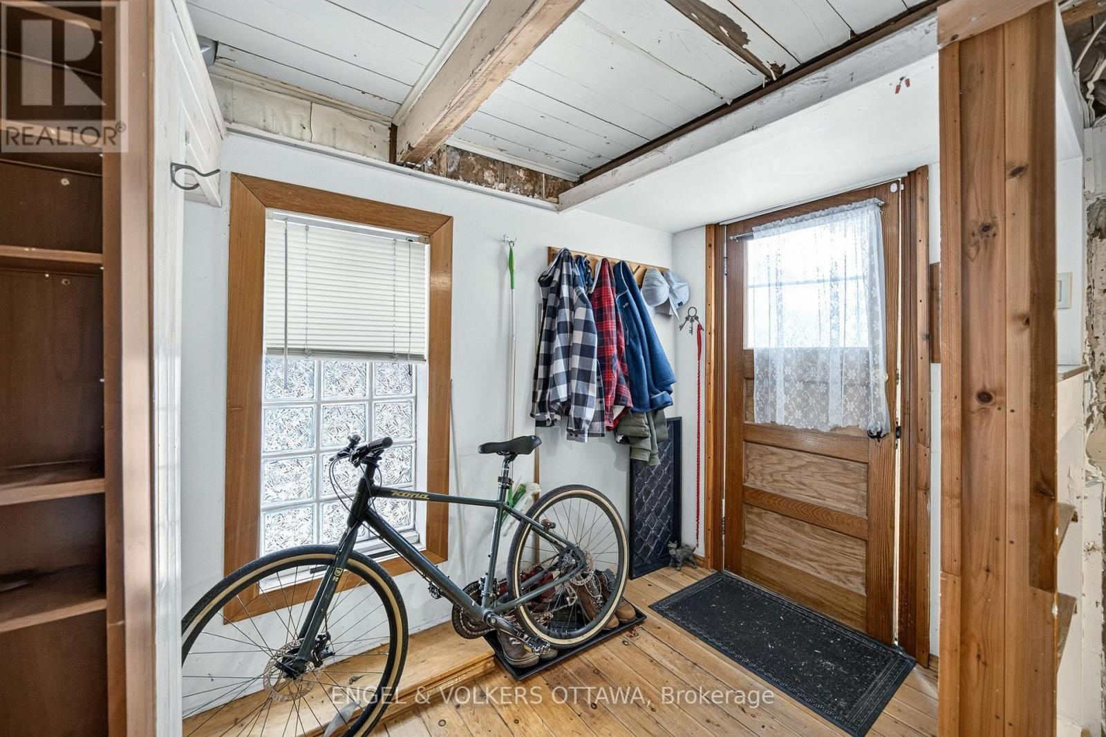 3 Bed, 2 Bath House for Sale in Ottawa – 15 LOWREY STREET, Ottawa – MLS# X13652168 - Image 40