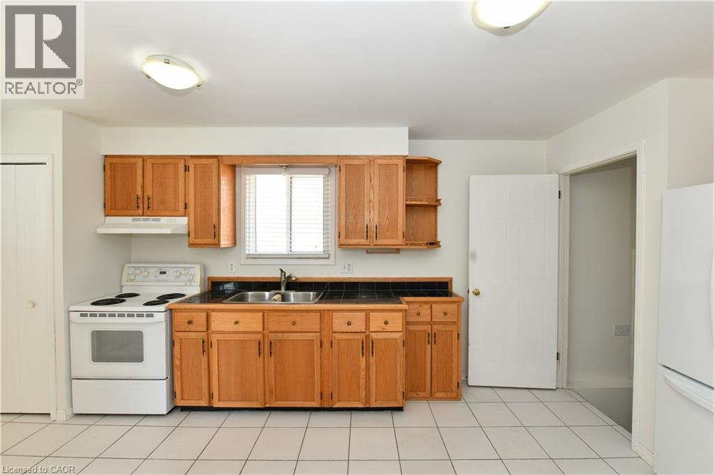 82 ELMWOOD Avenue - 8