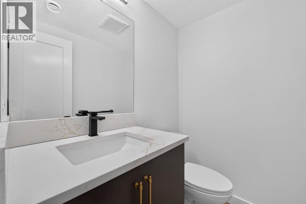 2018 12 Avenue SW - 33