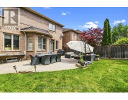 2404 Rideau Drive, Oakville, ON L6H7P8 Photo 39