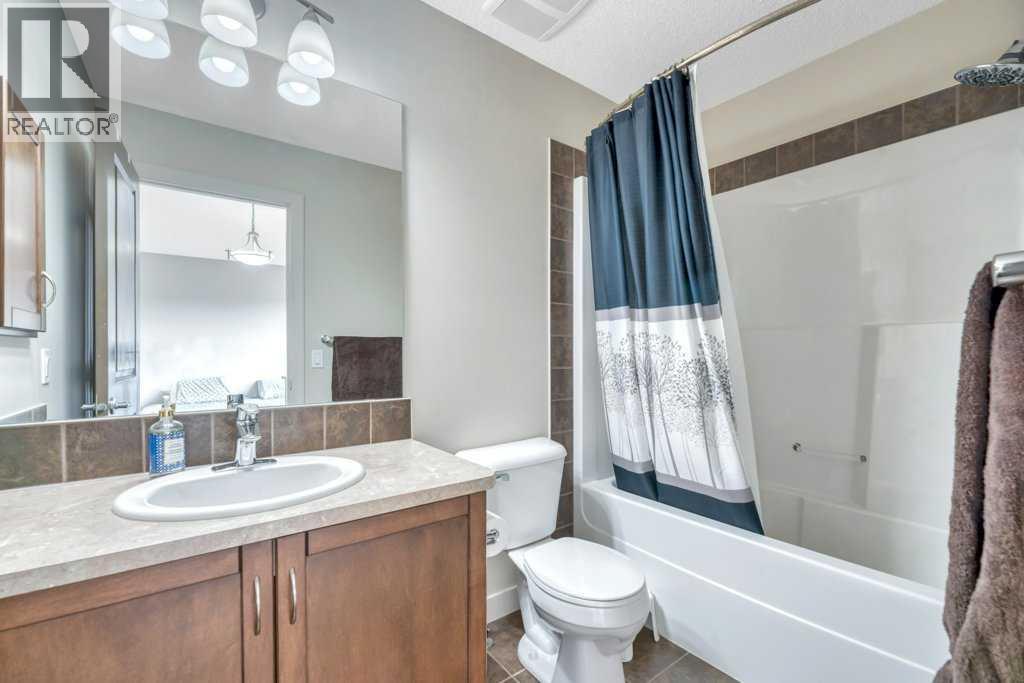 10 Ravenskirk Close SE - Image 30