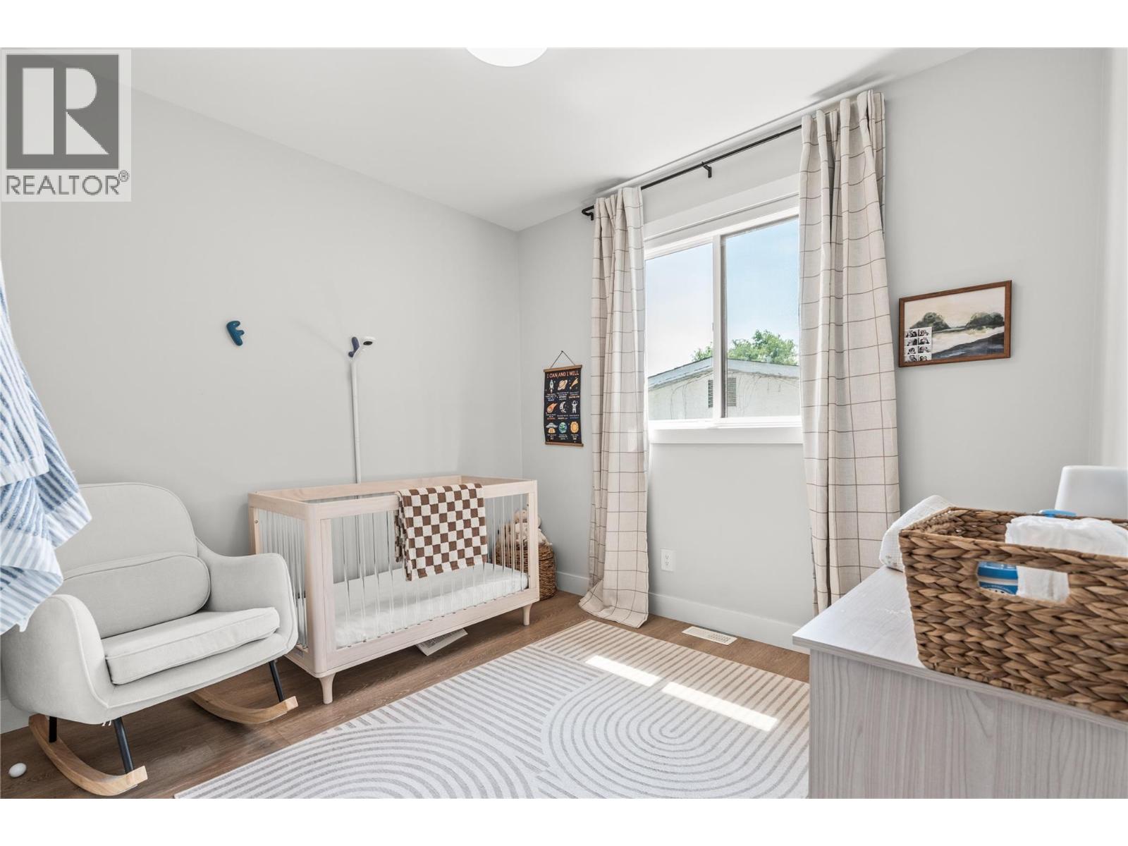  2177 Aberdeen Street, Kelowna