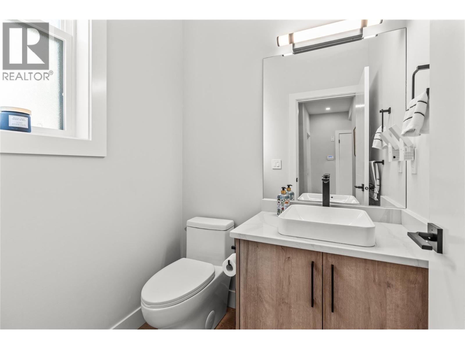  2177 Aberdeen Street, Kelowna