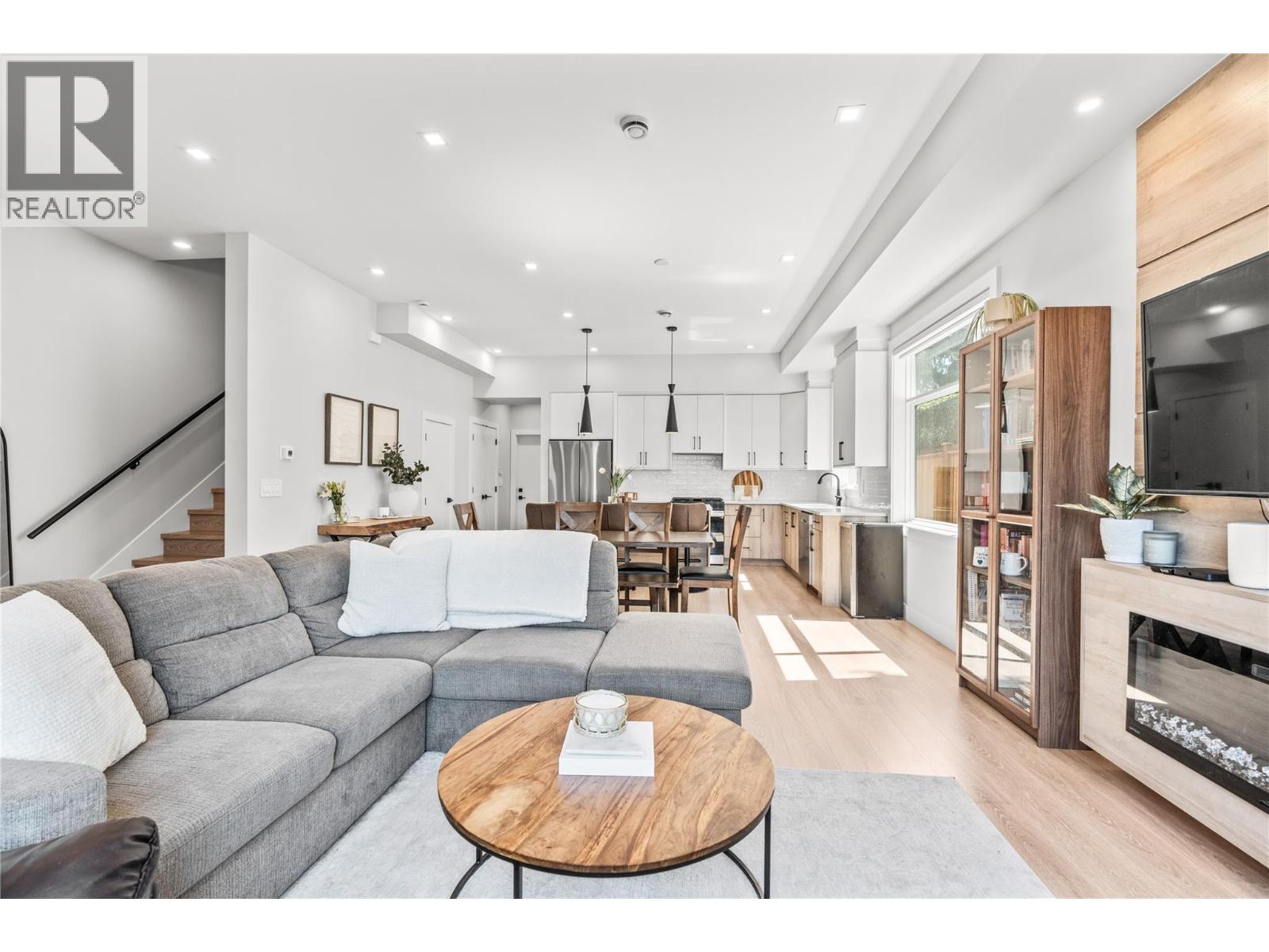  2177 Aberdeen Street, Kelowna