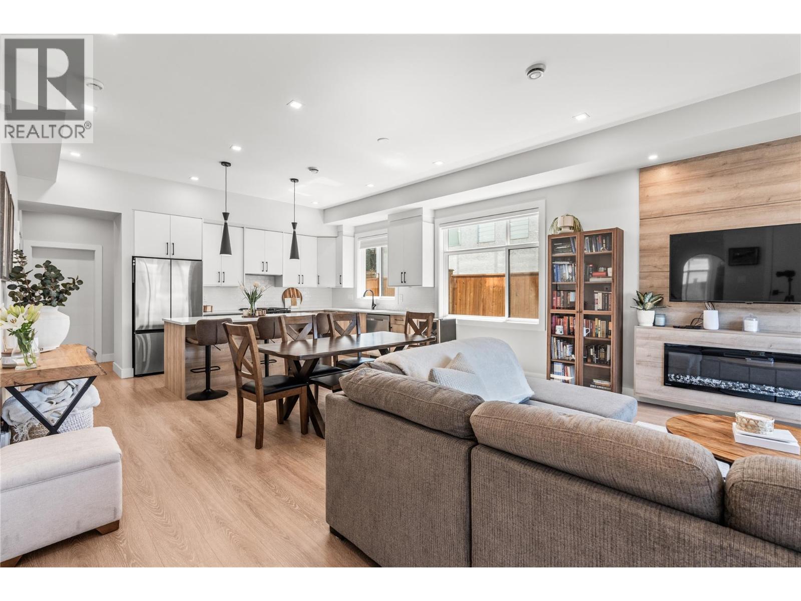  2177 Aberdeen Street, Kelowna
