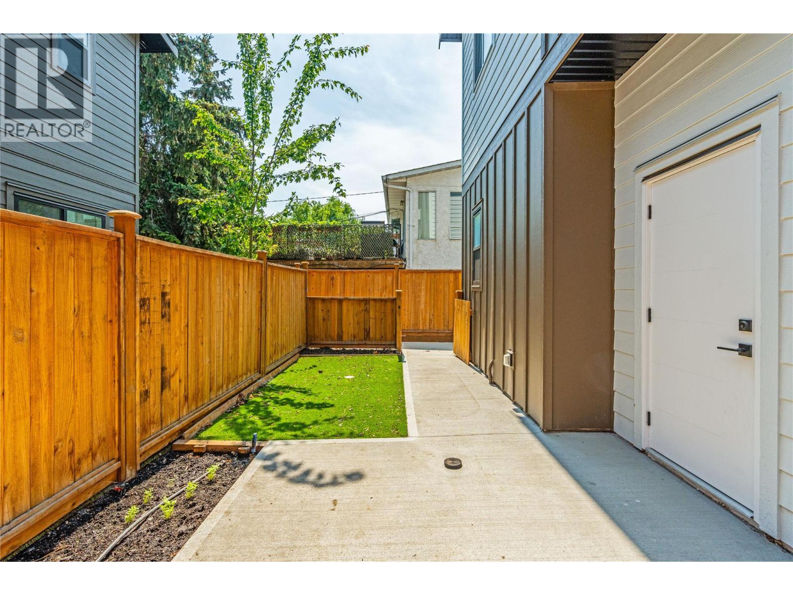  2177 Aberdeen Street, Kelowna