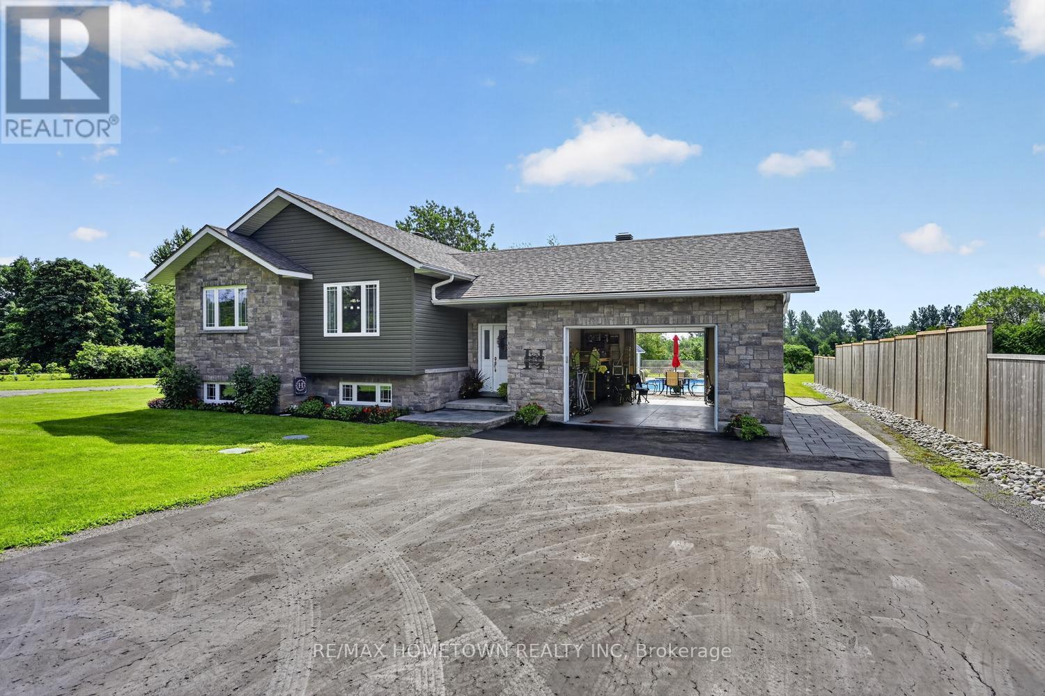 2915 2ND CONCESSION - 3