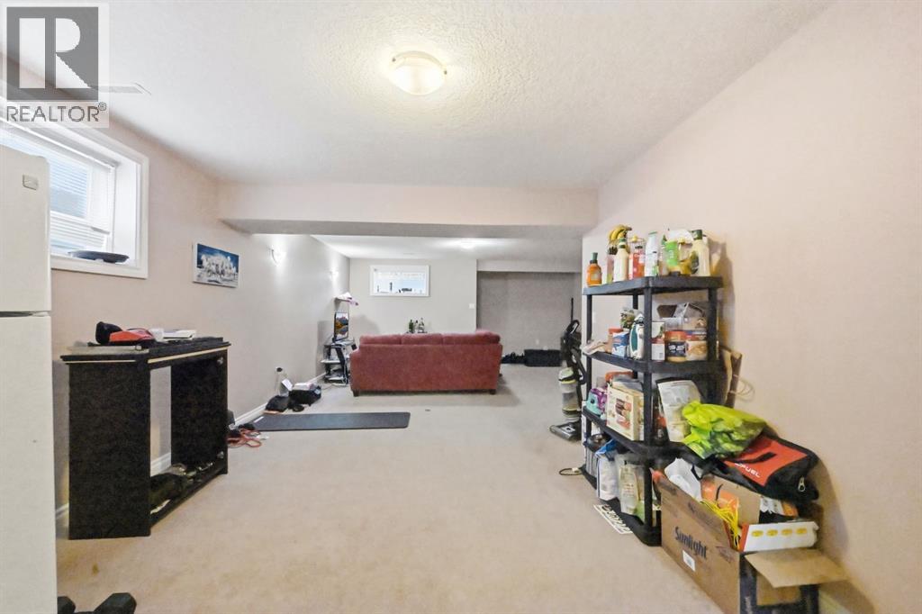 104 Taralake Common NE - 33