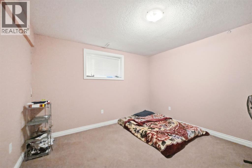 104 Taralake Common NE - 38