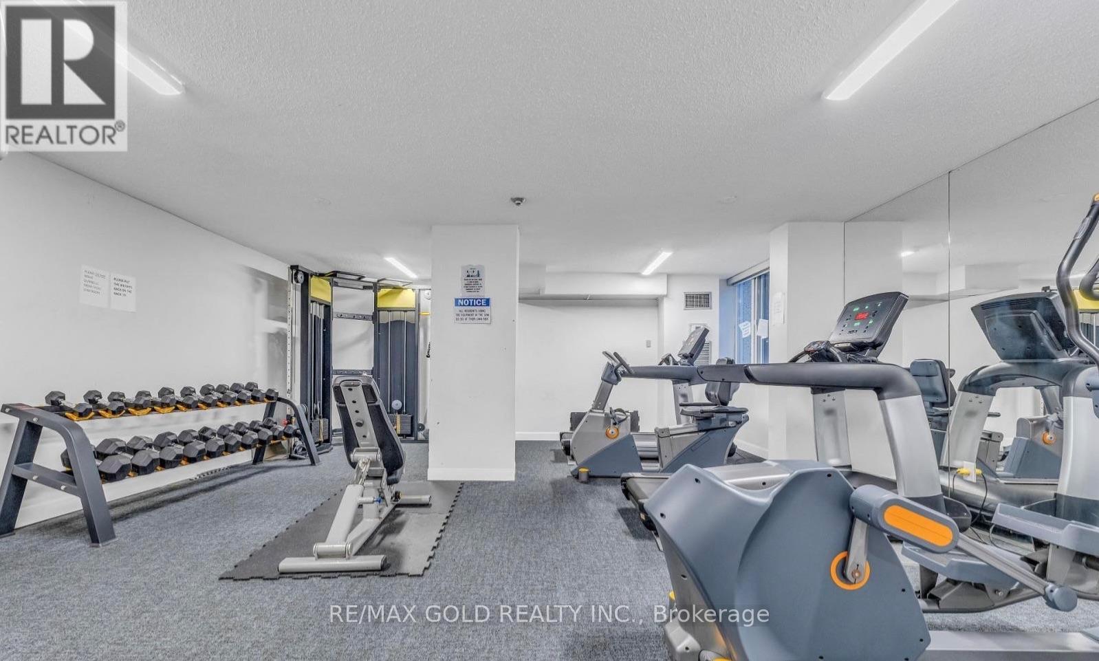 #1913 3590 KANEFF CRESCENT - 25