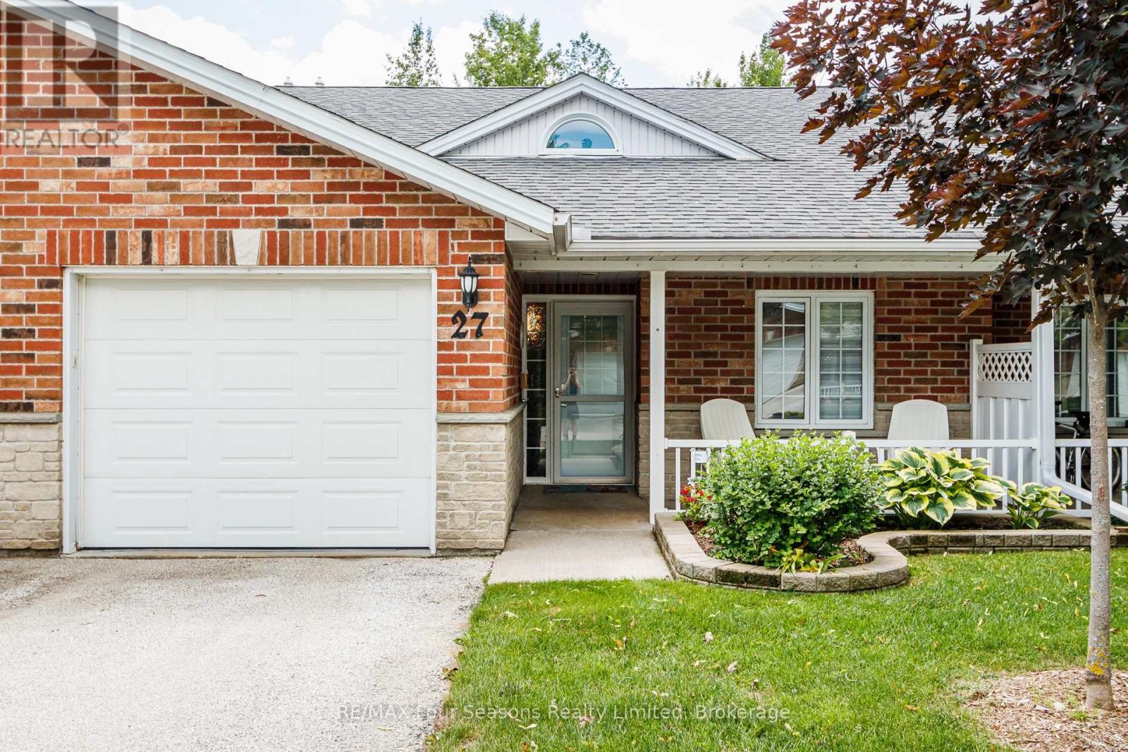 #27 275 HURON STREET - 1