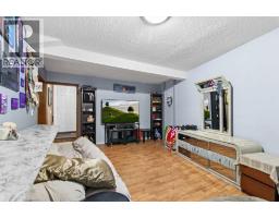 Living room - 5224 50 Avenue, Sylvan Lake, AB T4S1E7 Photo 6