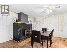 Primary Bedroom - 5224 50 Avenue, Sylvan Lake, AB T4S1E7 Photo 10