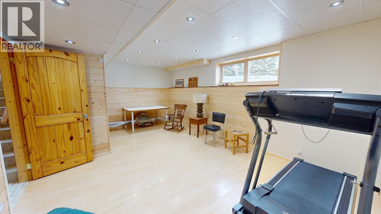 10381 271 ROAD - 27