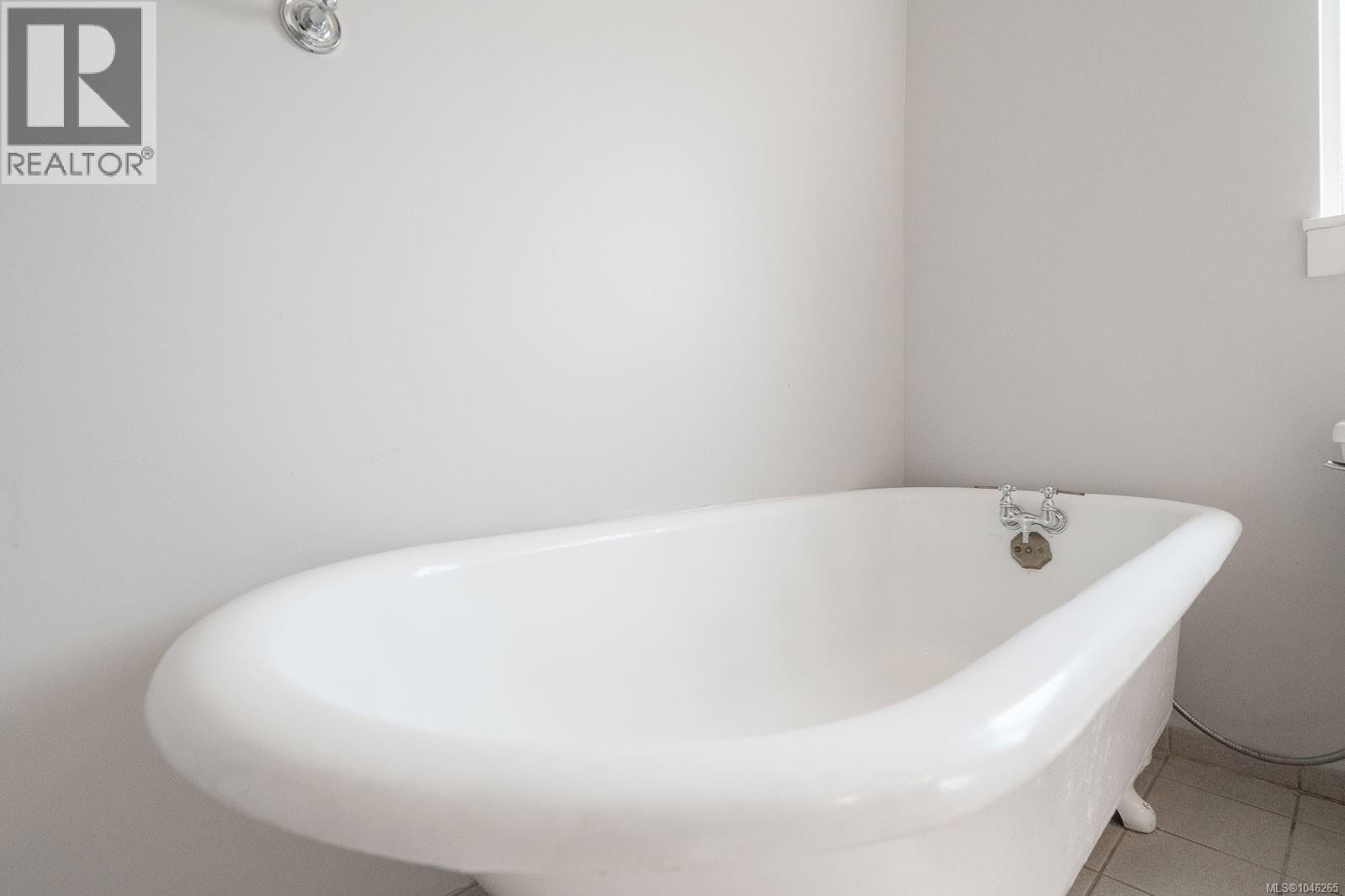 121 Harewood Rd - 9