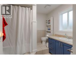 121 Harewood Rd, Nanaimo, BC V9R2Y7 Photo 33