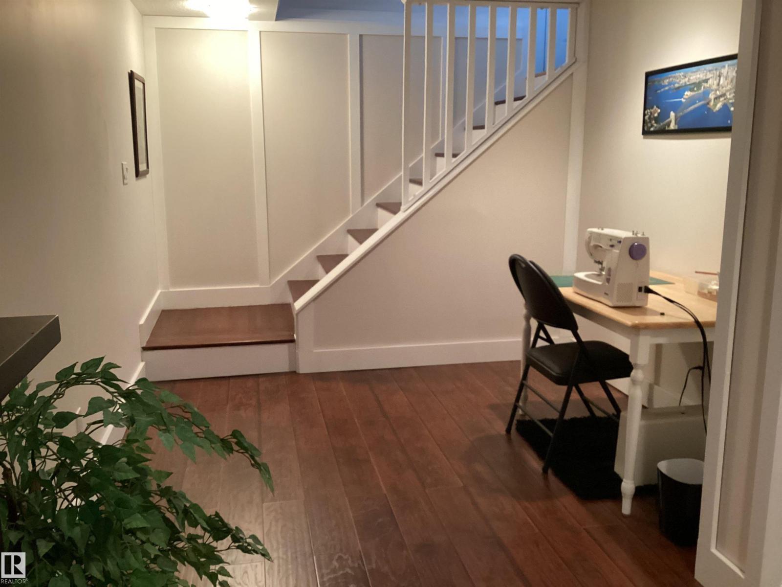 15627 83 AV NW - 14