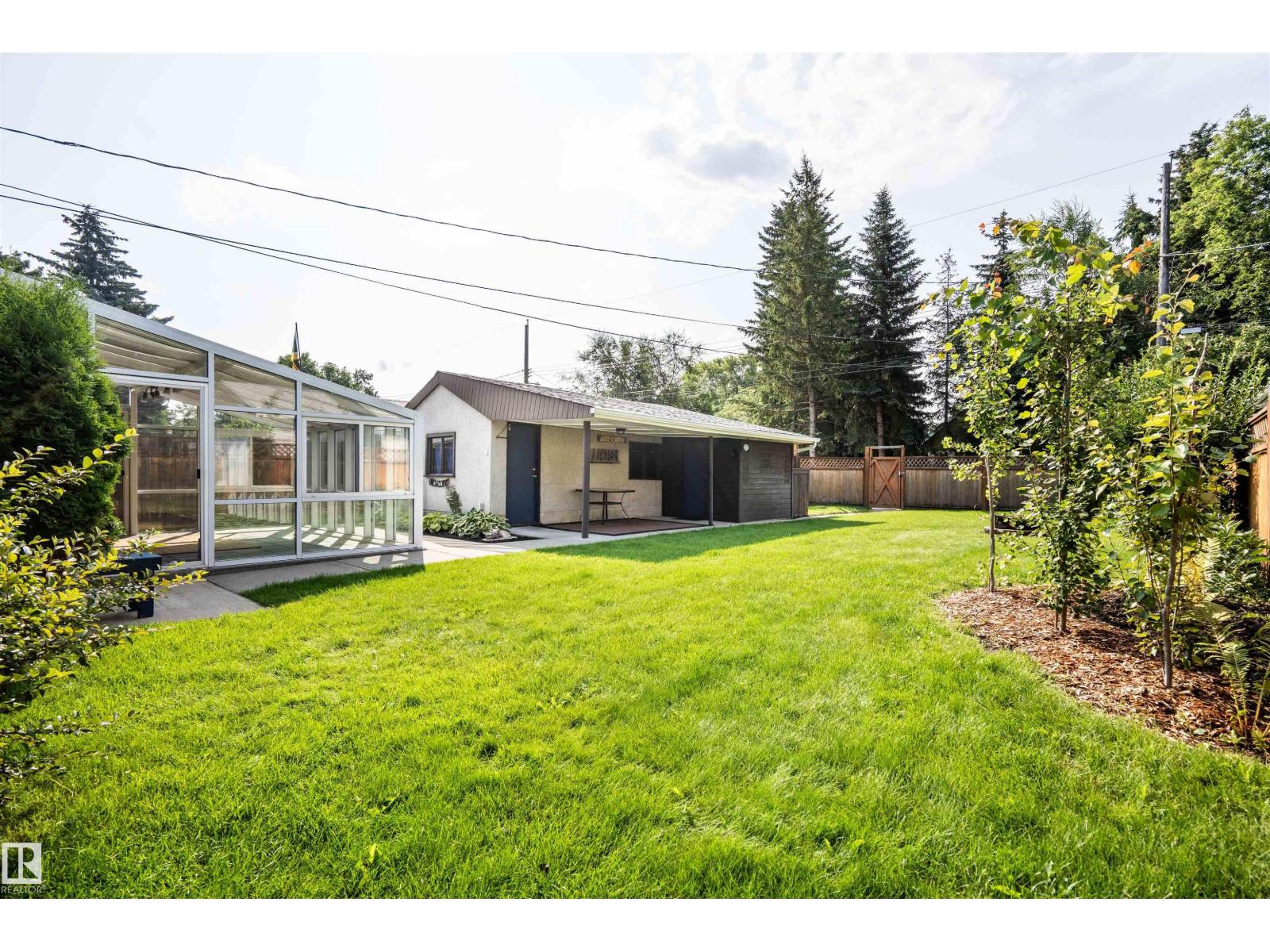 3829 113 AV NW - 37