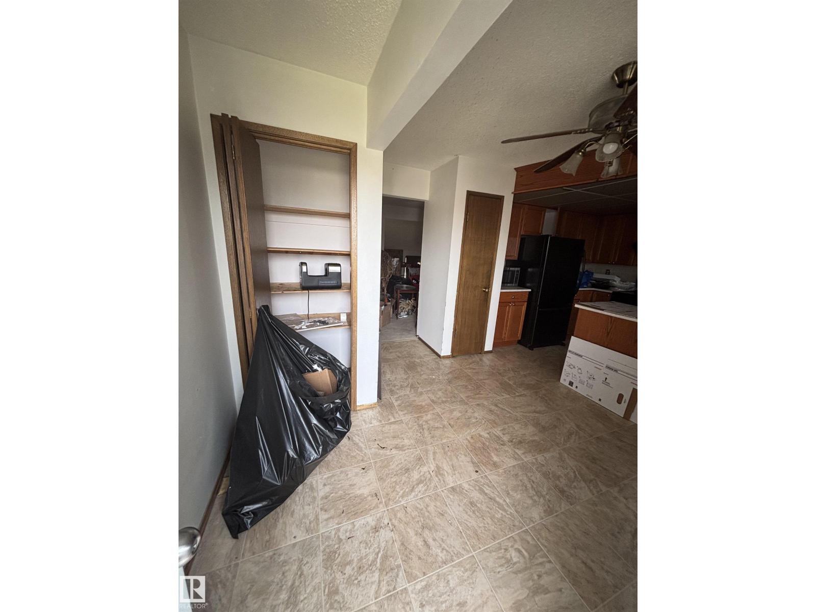 9223 172 AV NW - Image 10