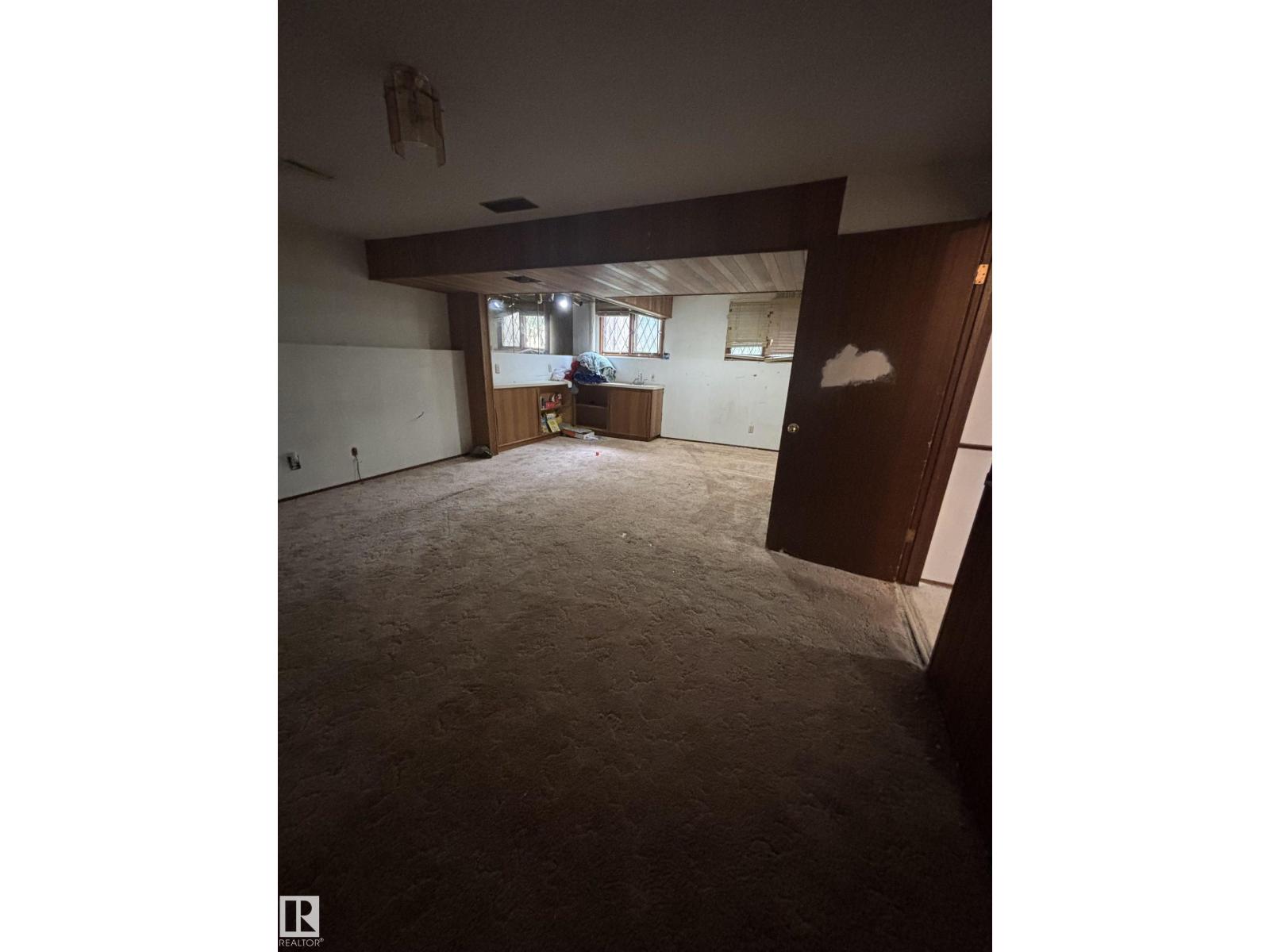 9223 172 AV NW - 12