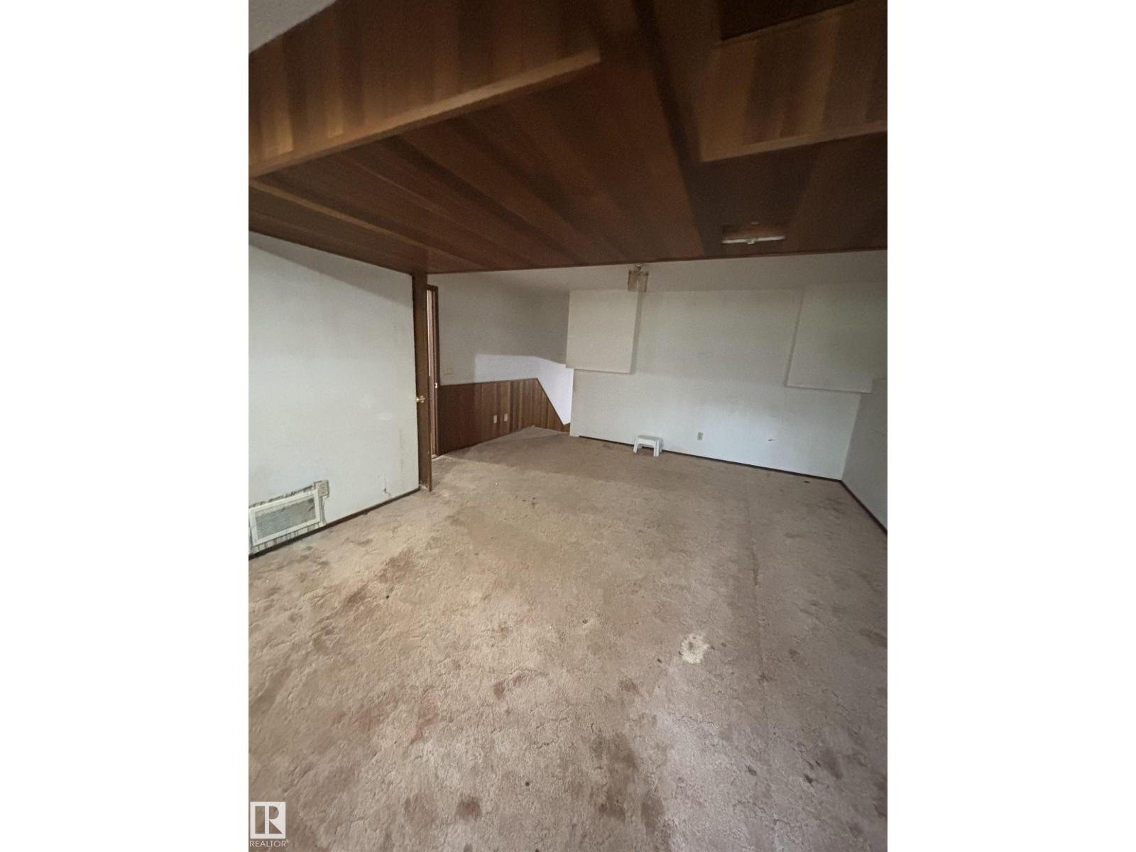 9223 172 AV NW - 13