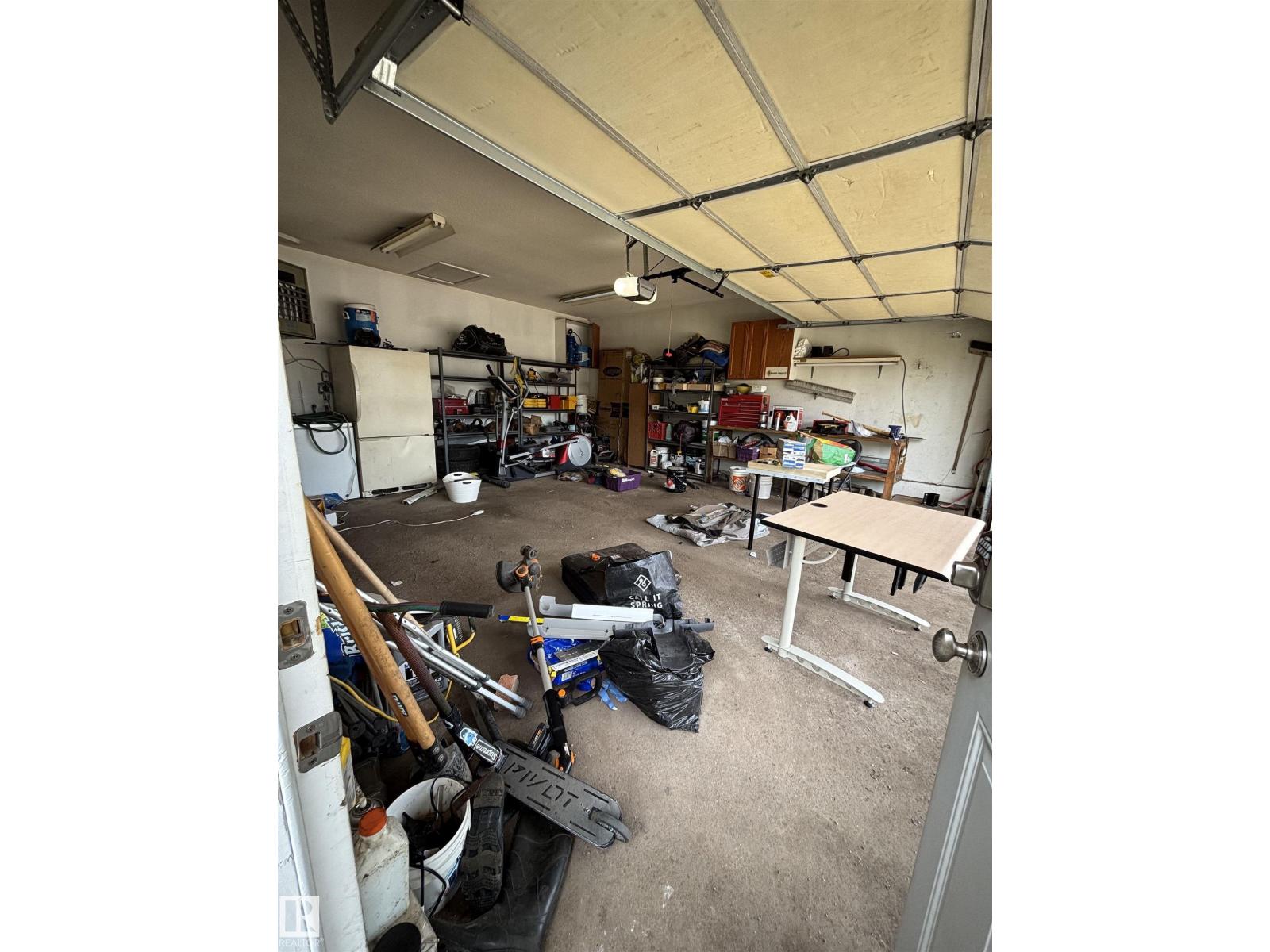 9223 172 AV NW - 29