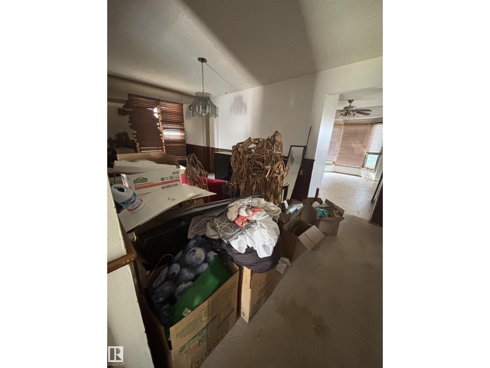 9223 172 AV NW - 6