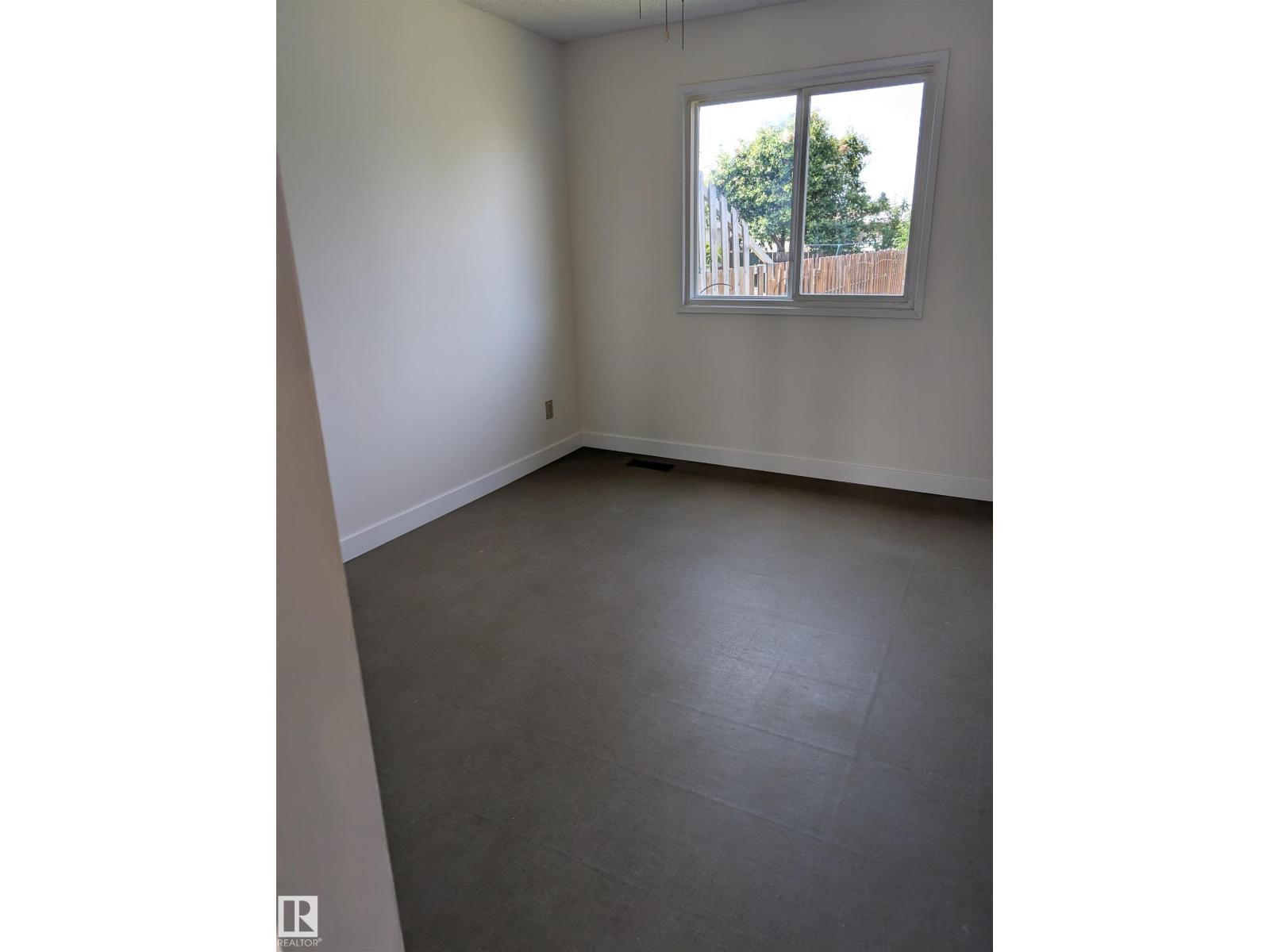 13818 114 ST NW - 34