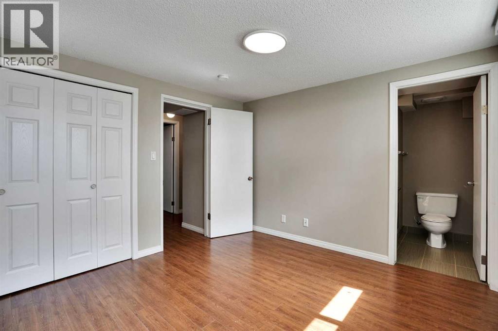 5748 Dalmead Crescent NW - Image 29