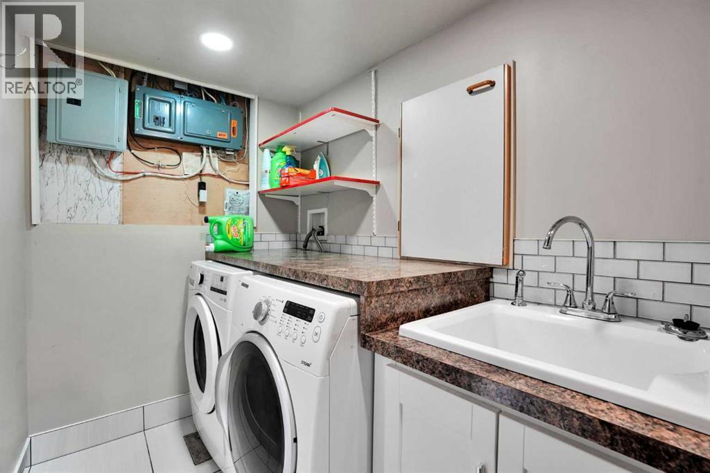 5748 Dalmead Crescent NW - Image 39