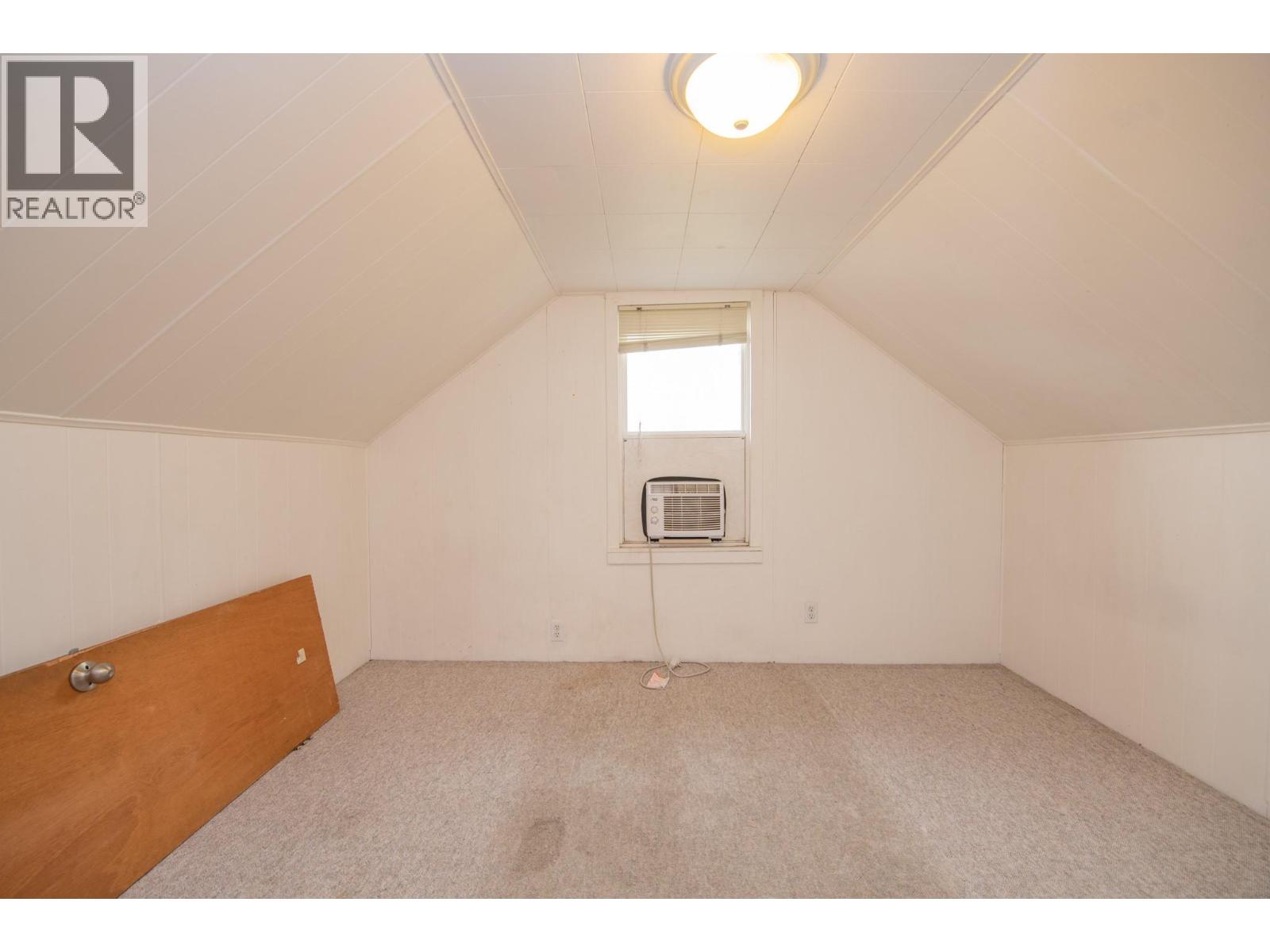 3007 38 Street, Vernon