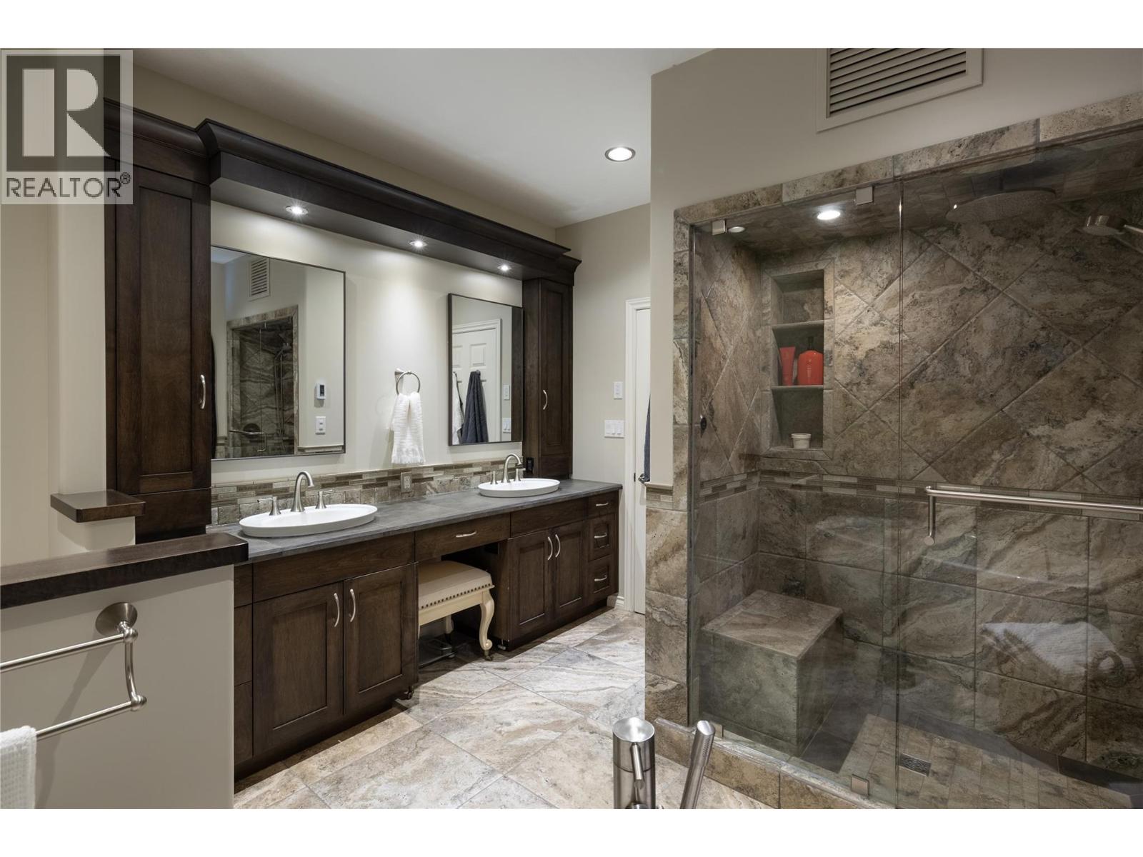 10 Bayview Heights - 30