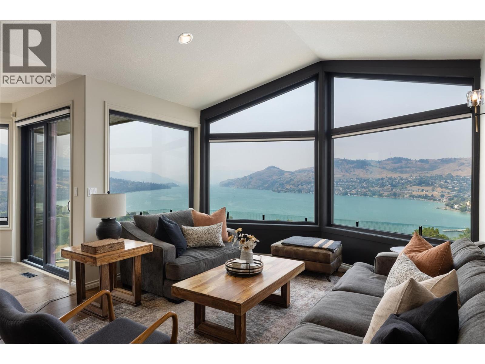 10 Bayview Heights - 13