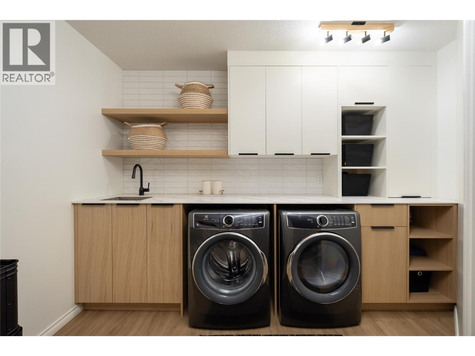 10 Bayview Heights - 43