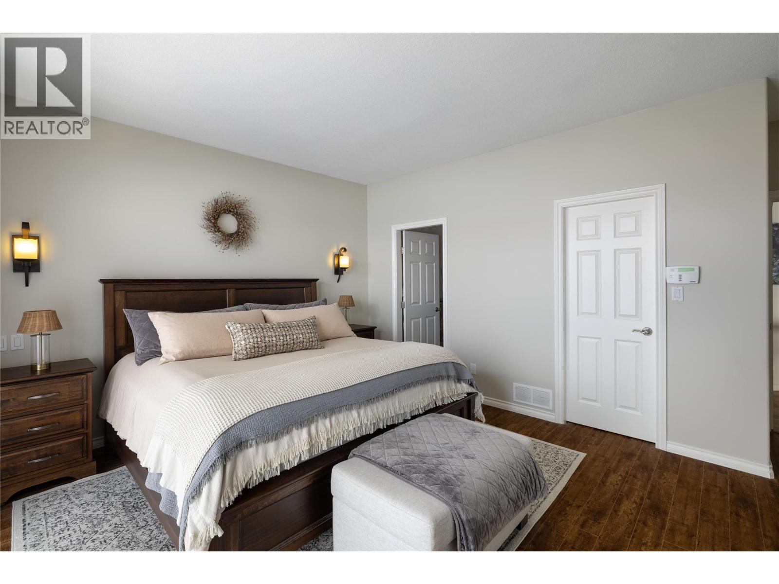 10 Bayview Heights - Image 26