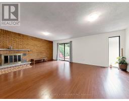 Living room - 76 Westona Street, Toronto, ON M9P2Y3 Photo 11