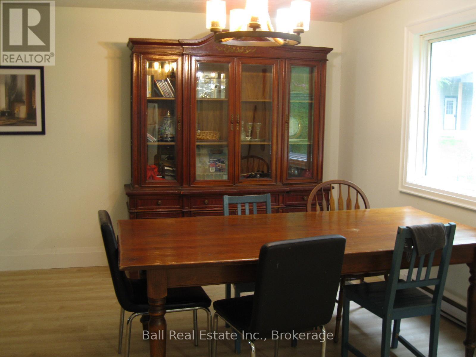 24 MAPLE RIDGE DRIVE - 18
