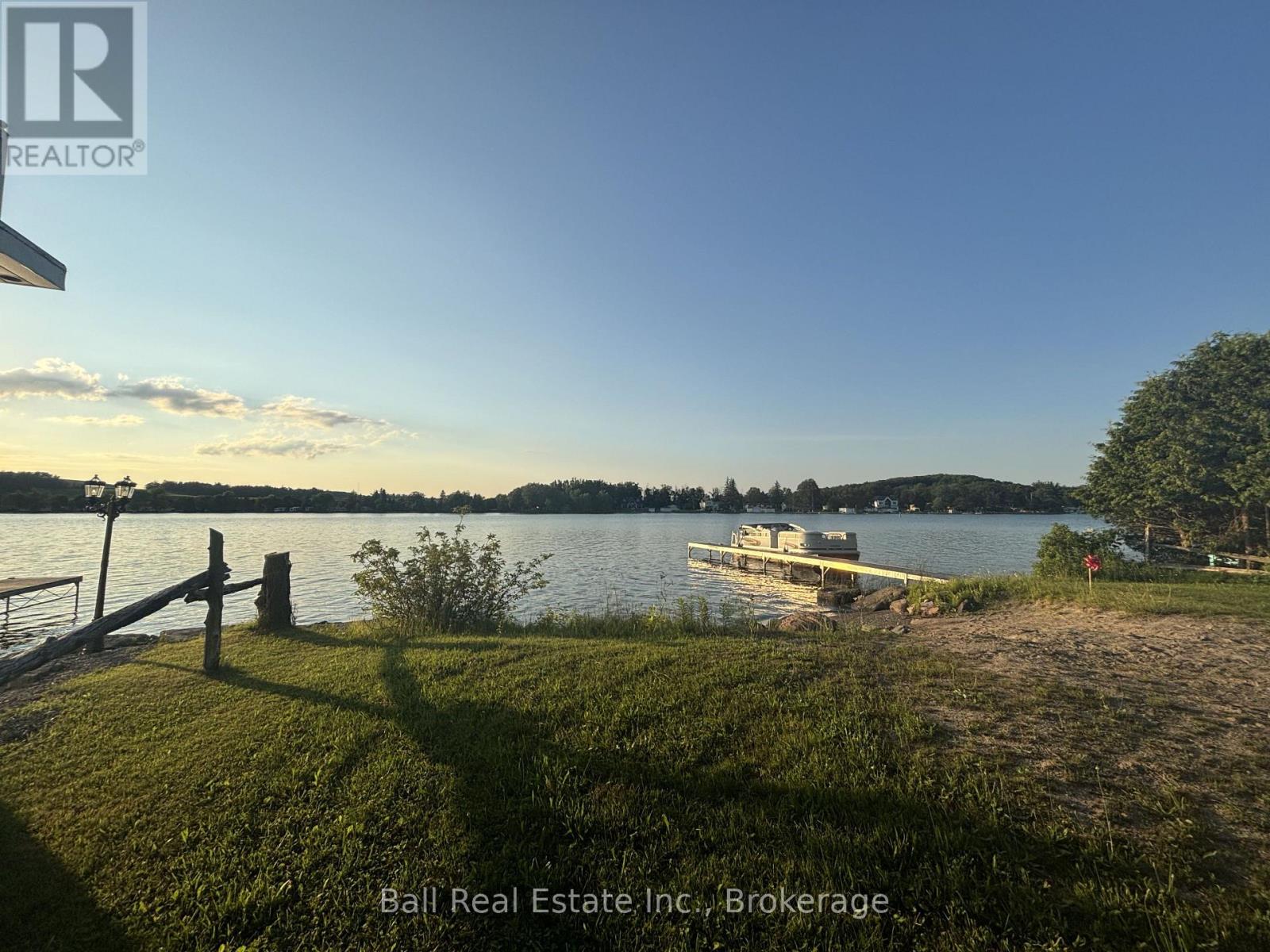 24 MAPLE RIDGE DRIVE - Image 44